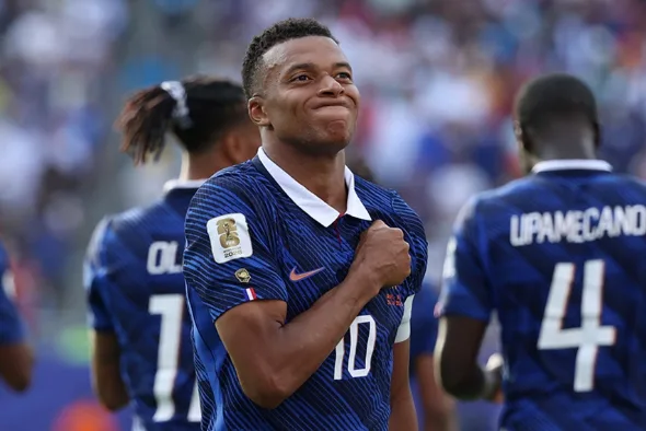 Ảnh: Sức hút từ cuộc đua ghi bàn của Mbappe